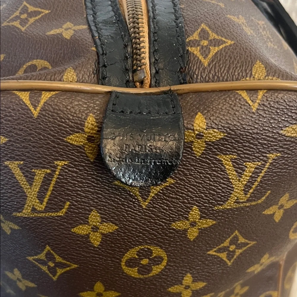 Louis Vuitton Sac Souple 35 Boston Bag